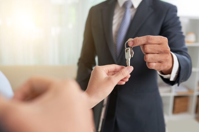 notario para hipoteca en Valencia entrega de llaves