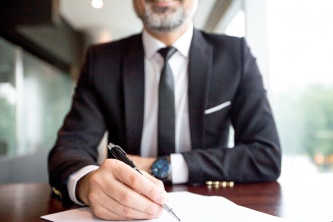 Notarios de Valencia - mano