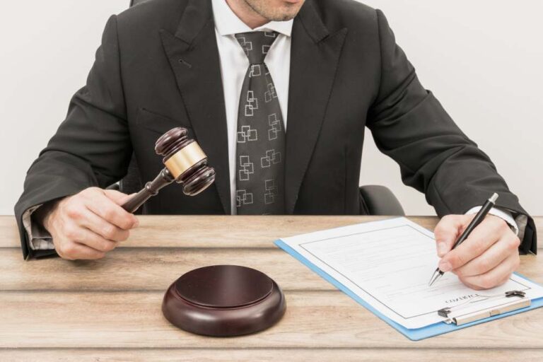 notarios en el centro de Valencia - Martillo