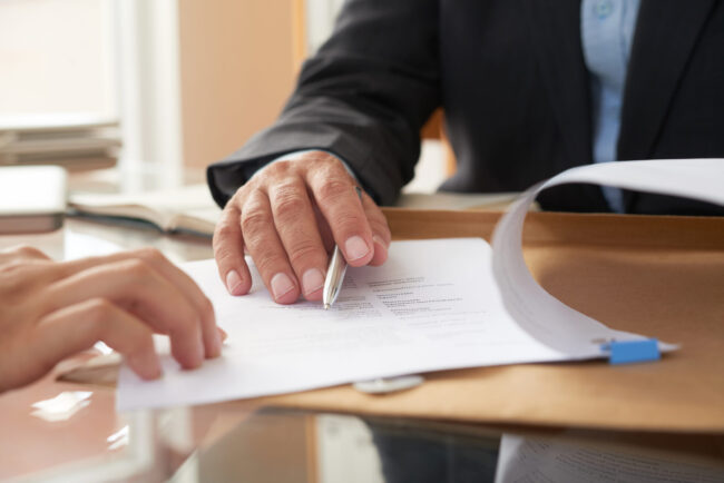 notaría-en-valencia-firma-de-contrato notaría-en-valencia-firma-de-contrato