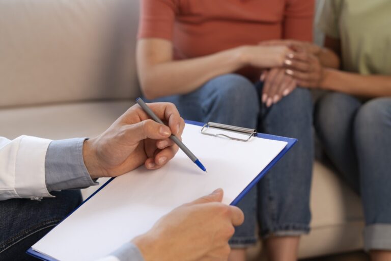 Declaración de herederos en Valencia - pareja